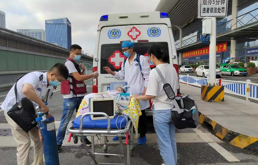 东安县救护车出租公司